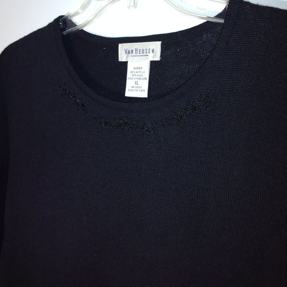 VanHeusen Black Decorated Short Sleeve Sweater Acrylic & Wool